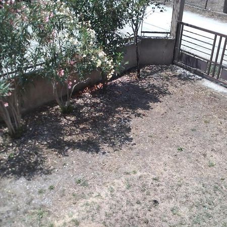 אספרובלטה Garden Maisonnette 2-Bedrooms Sleeps 6 Adults 200M From Sandy Beach מראה חיצוני תמונה