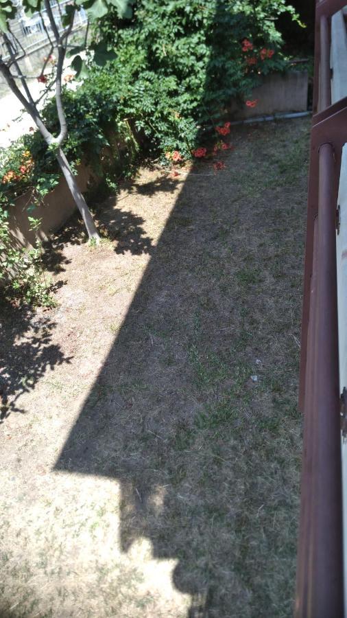 אספרובלטה Garden Maisonnette 2-Bedrooms Sleeps 6 Adults 200M From Sandy Beach מראה חיצוני תמונה