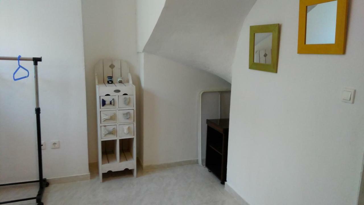 אספרובלטה Garden Maisonnette 2-Bedrooms Sleeps 6 Adults 200M From Sandy Beach מראה חיצוני תמונה